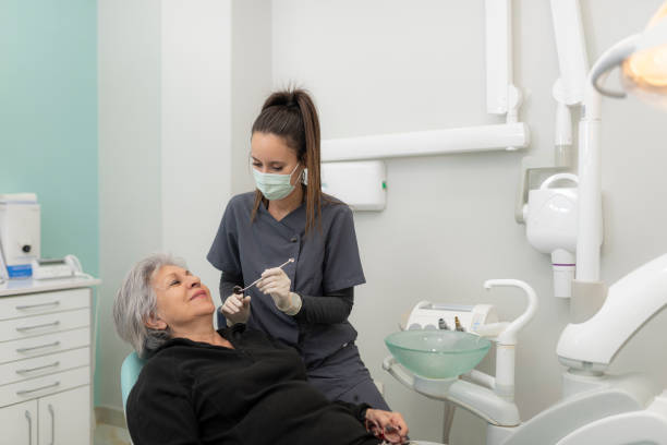 Best Emergency Dentist for Knocked-Out Tooth in Rosewood Heights, IL